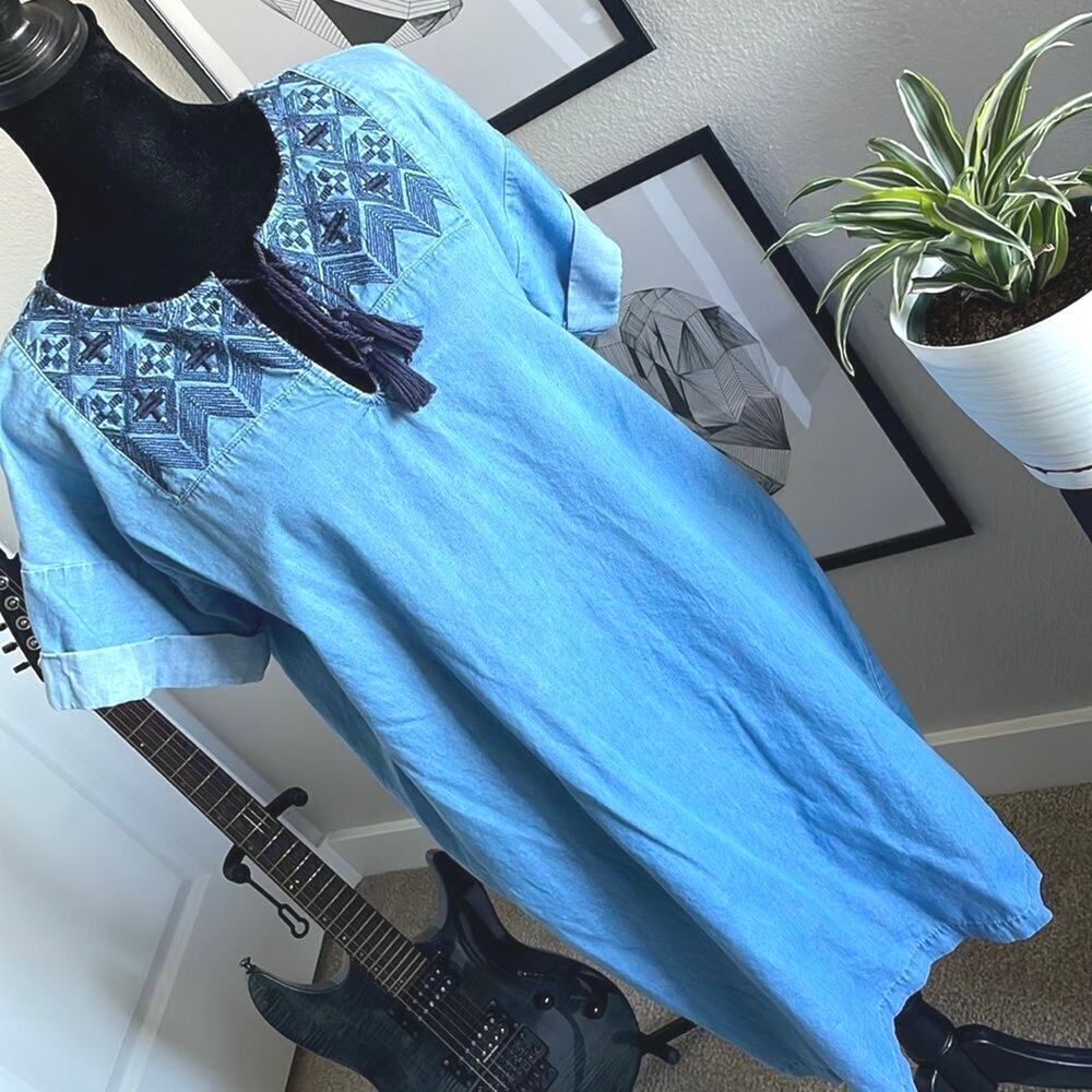 Old Navy Embroidered Cotton Shift Dress Size M Boho - Picture 5 of 16